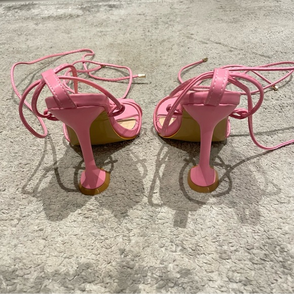 Pink lace up heeled sandals - Picture 4 of 5